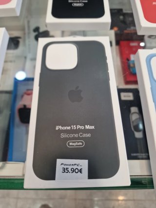 Fundas silicona iphone 15 pro max.  Precio/U