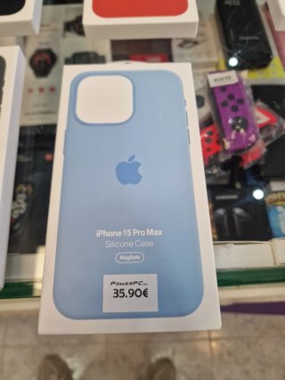 Fundas silicona iphone 15 pro max.  Precio/U