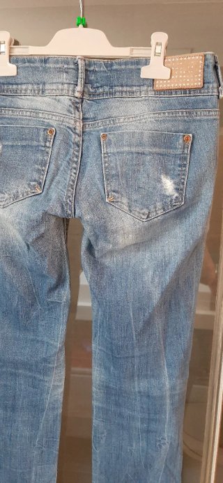 Pantalón tejano Bershka azul