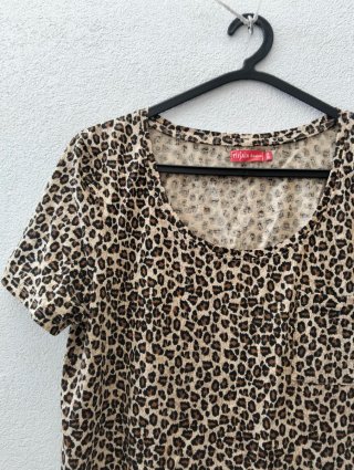Camisola Curta Estampada Animal Print Tamanho M
