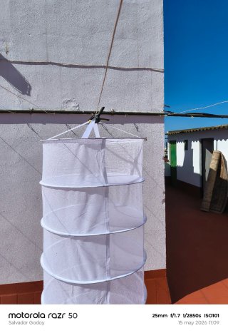Scaffalatura a parete in tessuto