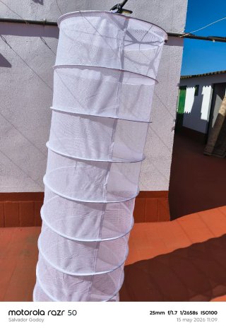 Scaffalatura a parete in tessuto