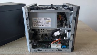 HP MicroServer Gen8 + 16GB + E3-1265L v2