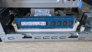 HP MicroServer Gen8 + 16GB + E3-1265L v2