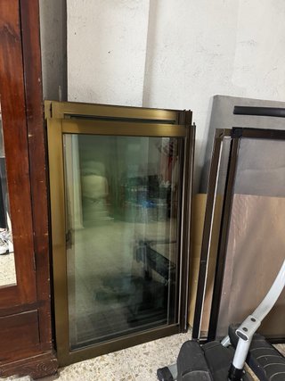 Marcos de ventana, ventanas y mosquiteras