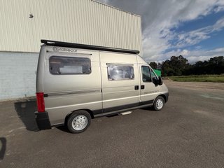 Camper/ autocaravana