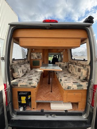 Camper/ autocaravana
