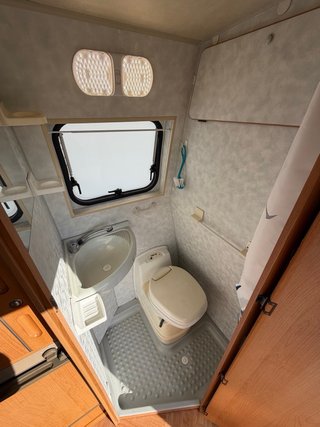 Camper/ autocaravana