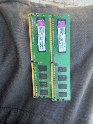 2x Kingston 1GB DDR2 RAM