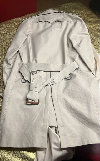 Gabardina Burberry Heritage Kensington Beige