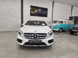 Mercedes-Benz Clase GLA 220 d AMG 9TRONIC
