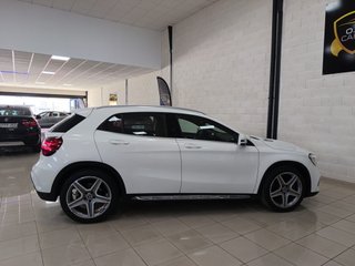 Mercedes-Benz Clase GLA 220 d AMG 9TRONIC