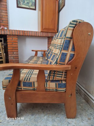 Divano e 2 poltrone in tessuto e legno