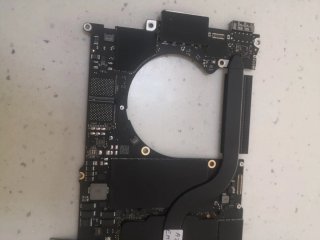 Placa Base Macbook Pro A2442 (Para Piezas)