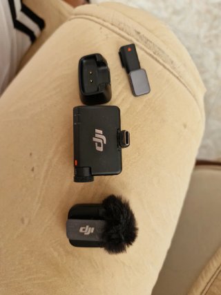 Microfono con funda DJI para micrófono
