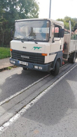 Nissan. l35 96