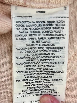 Pantalones Mango MomFit. Color salmón claro. T-36