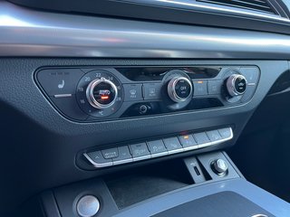 Audi Q5 2.0TDI S-LINE 2020