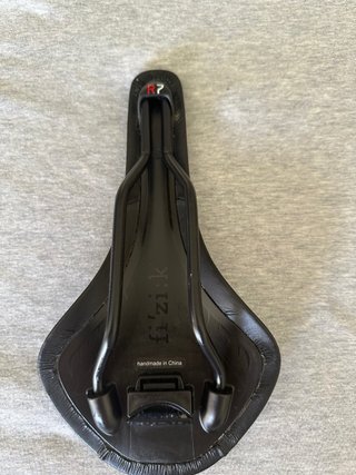 Sillín Fizik Antares R7  Negro