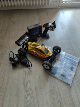 Coches RC gasolina y electrico