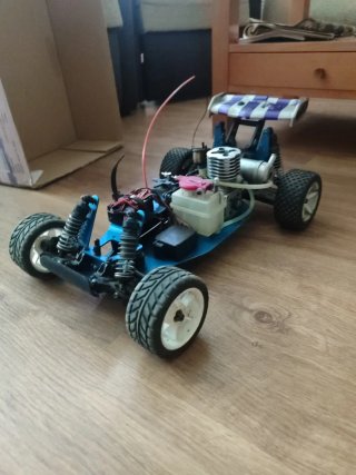 Coches RC gasolina y electrico