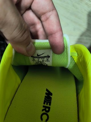 Scarpe da calcio Nike Mercurial Taglia [44]