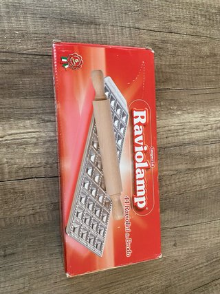 Attrezzo Raviolini Imperia con Mattarello