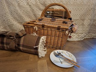 Cesta de picnic artesanal