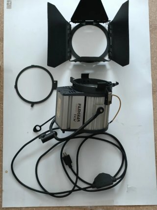 Foco Fresnel Filmgear 1000W Tungsteno