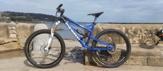 Bici a Doppia Sospensione Enduro