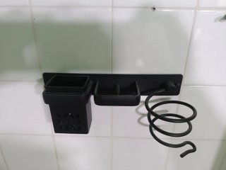 Colgador Secador y Plancha Pelo Negro