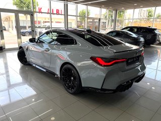 BMW M4 COMPETITION 2022