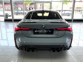 BMW M4 COMPETITION 2022