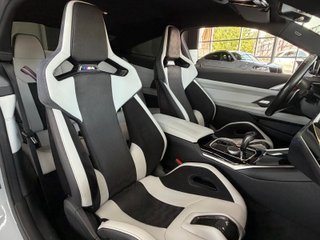 BMW M4 COMPETITION 2022