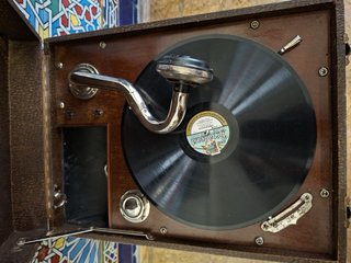 Gramófono antiguo
