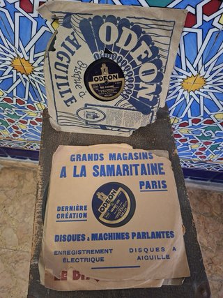 Gramófono antiguo