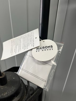 Lámpara de pie Maison du Monde Negra