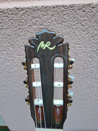 Guitarra Clásica con Funda