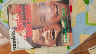 Lote de revistas y libretos antiguos de Cambio 16
