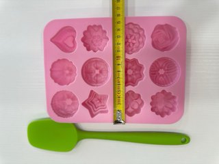 Lote Repostería: Moldes y Espátula