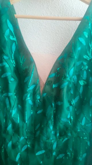 Vestido fiesta verde 3XL escote profundo tul