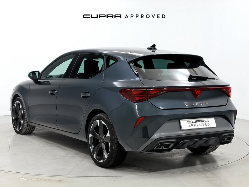 Cupra León 2025, foto 2