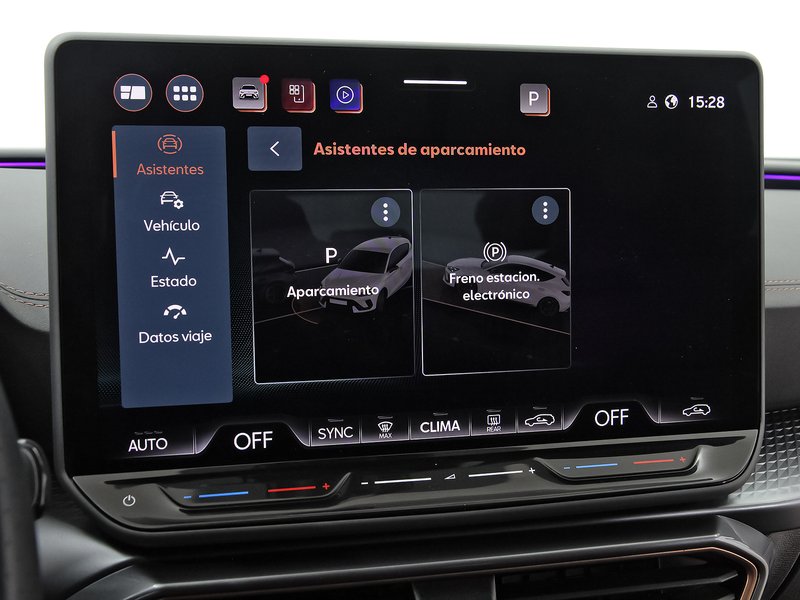Cupra León 2025, foto 24