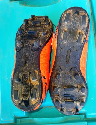 Botas de fútbol niño talla 30