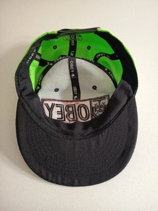 Gorra OBEY Negra y Verde