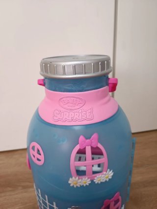 Casita de muñecas tipo botella baby born