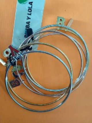 Pulseras Bimba y Lola doradas y plateadas