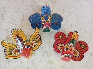 Máscaras Maru Raksha Pequeñas