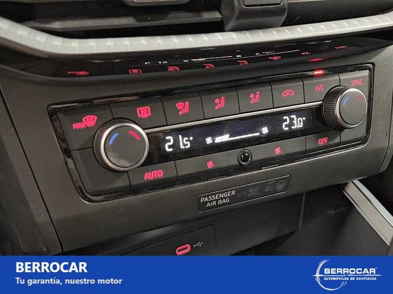 SEAT Arona 2025, foto 28
