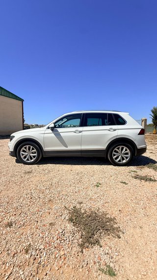 VOLKSWAGEN TIGUAN 2.0 TDI SPORT BLUEMOTION TECH